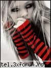 nume: elena kaulitz 12-13 preferate: th, nirvana, pantera, scorpions, ad/dc ect
id:  despre noi